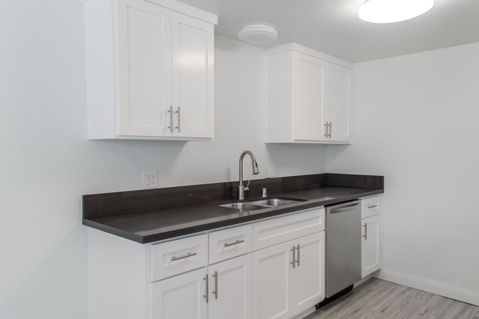 Garden Grove Apartment: 13171 Monroe Street