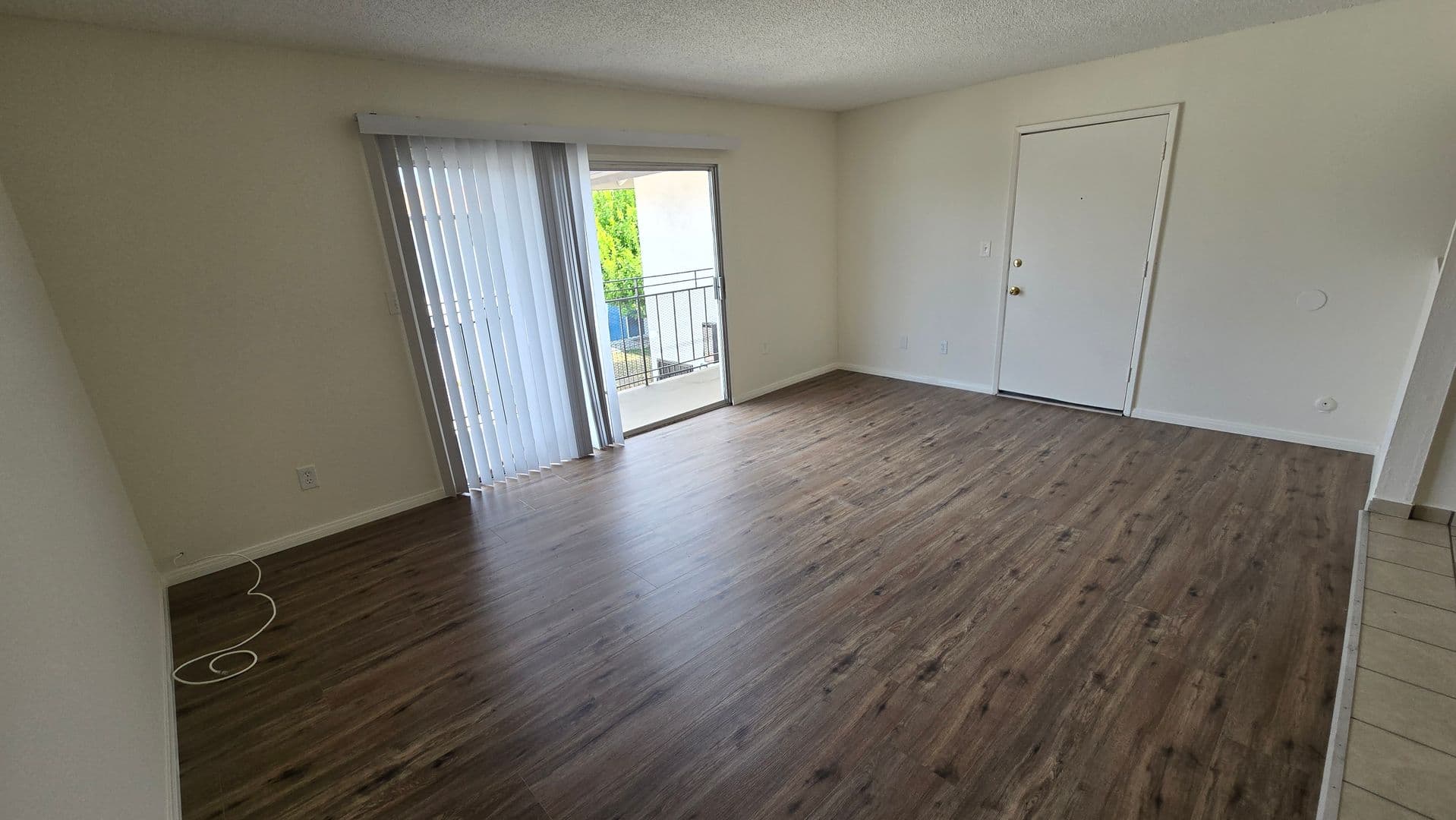 El Monte Apartment: 12350 Deana St