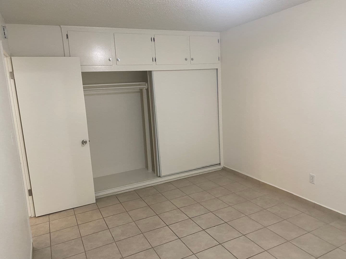El Monte Apartment: 12350 Deana St