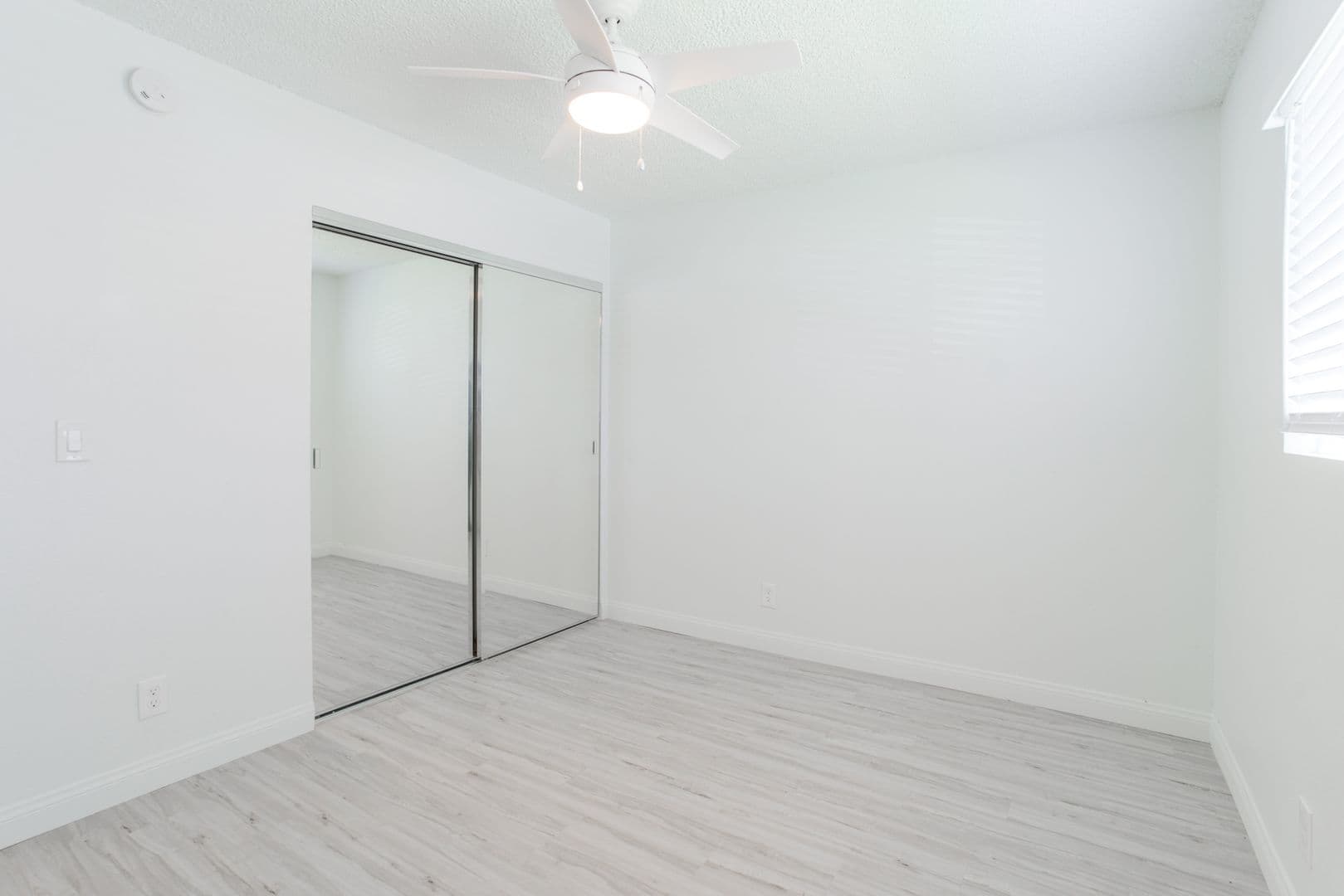 Garden Grove Apartment: 13171 Monroe Street