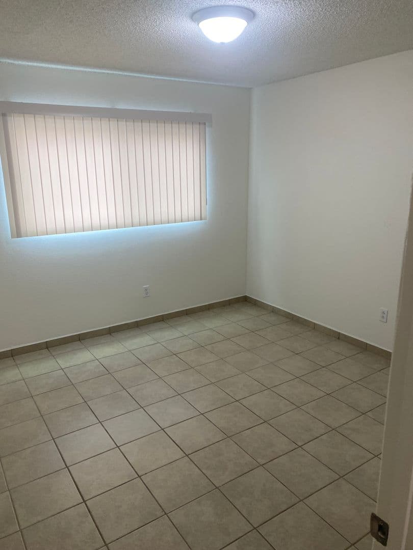 El Monte Apartment: 12350 Deana St