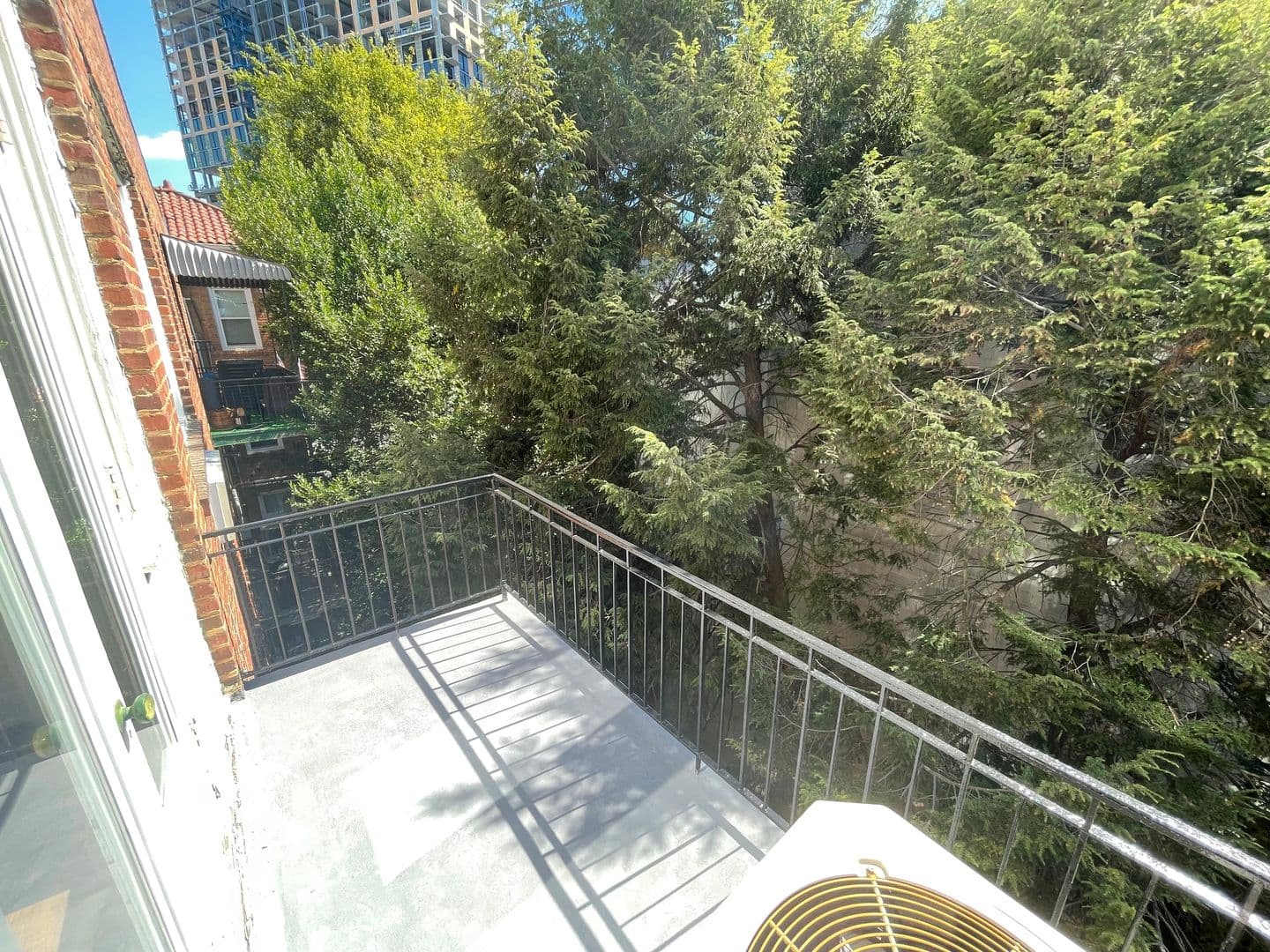 Atlanta Apartment: 1384 West Peachtree St