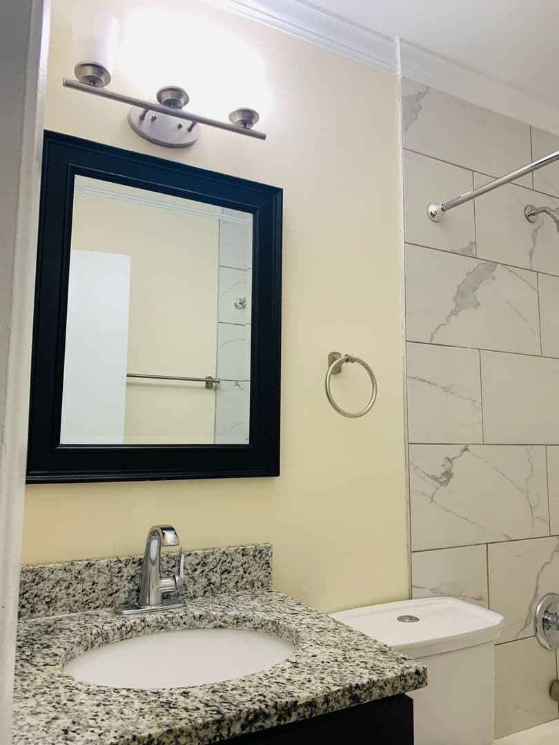 Atlanta Apartment: 2040 Dekalb Ave NE