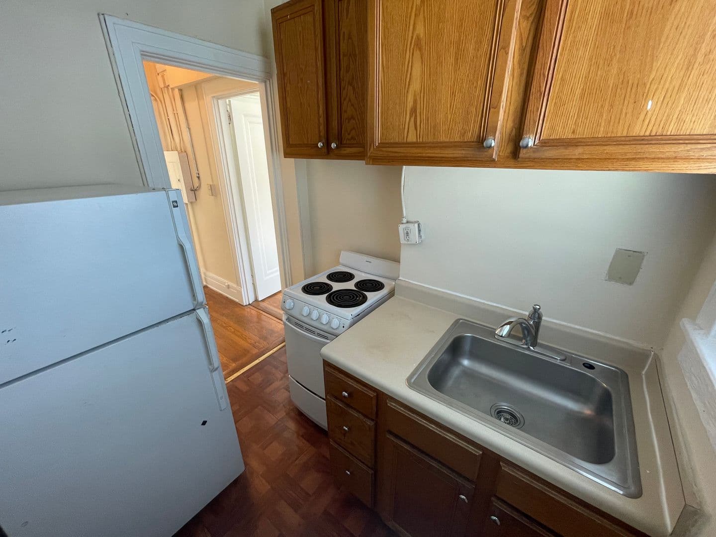 Atlanta Apartment: 1384 West Peachtree St