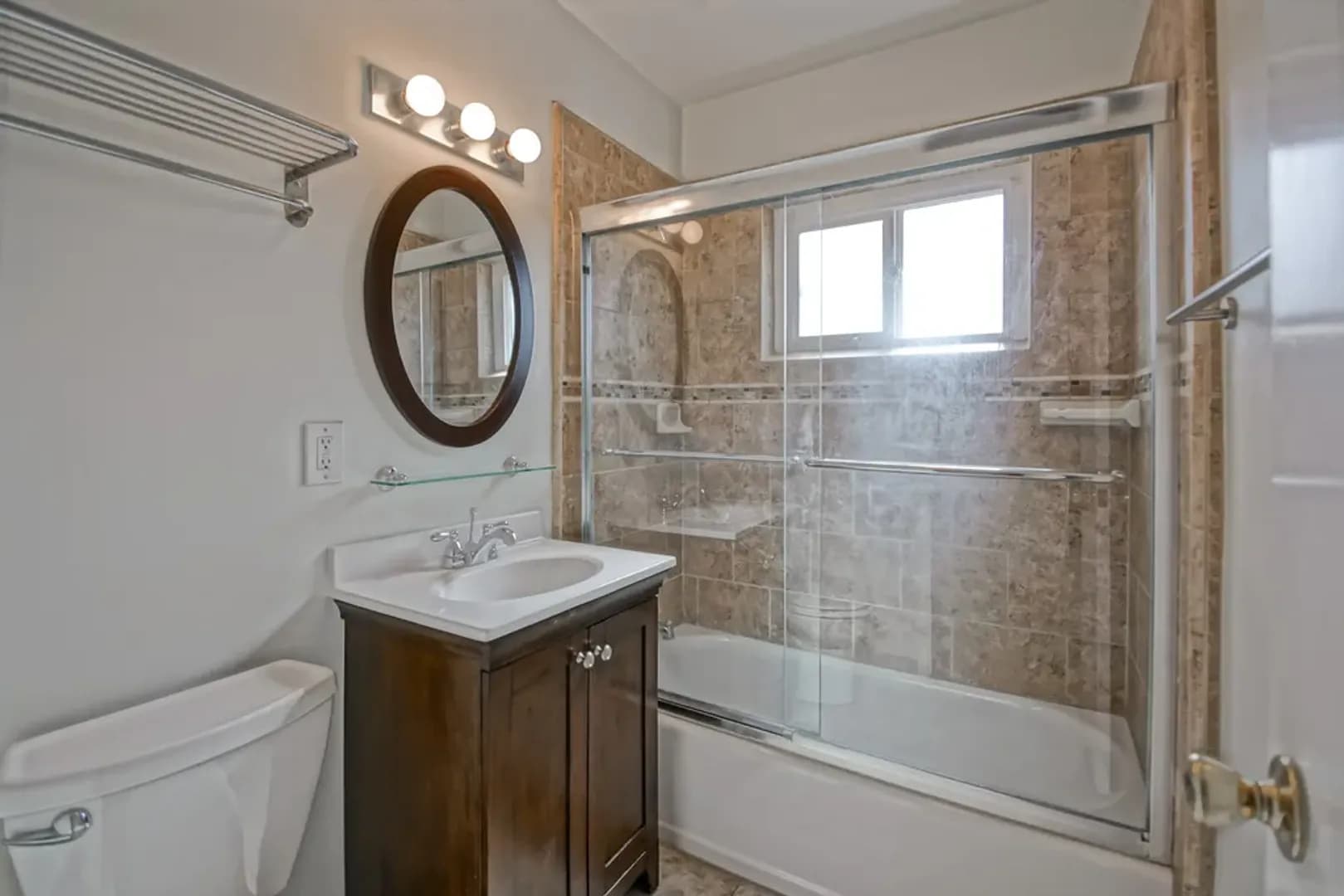 Redondo Beach Apartment: 1815 Clark Lane