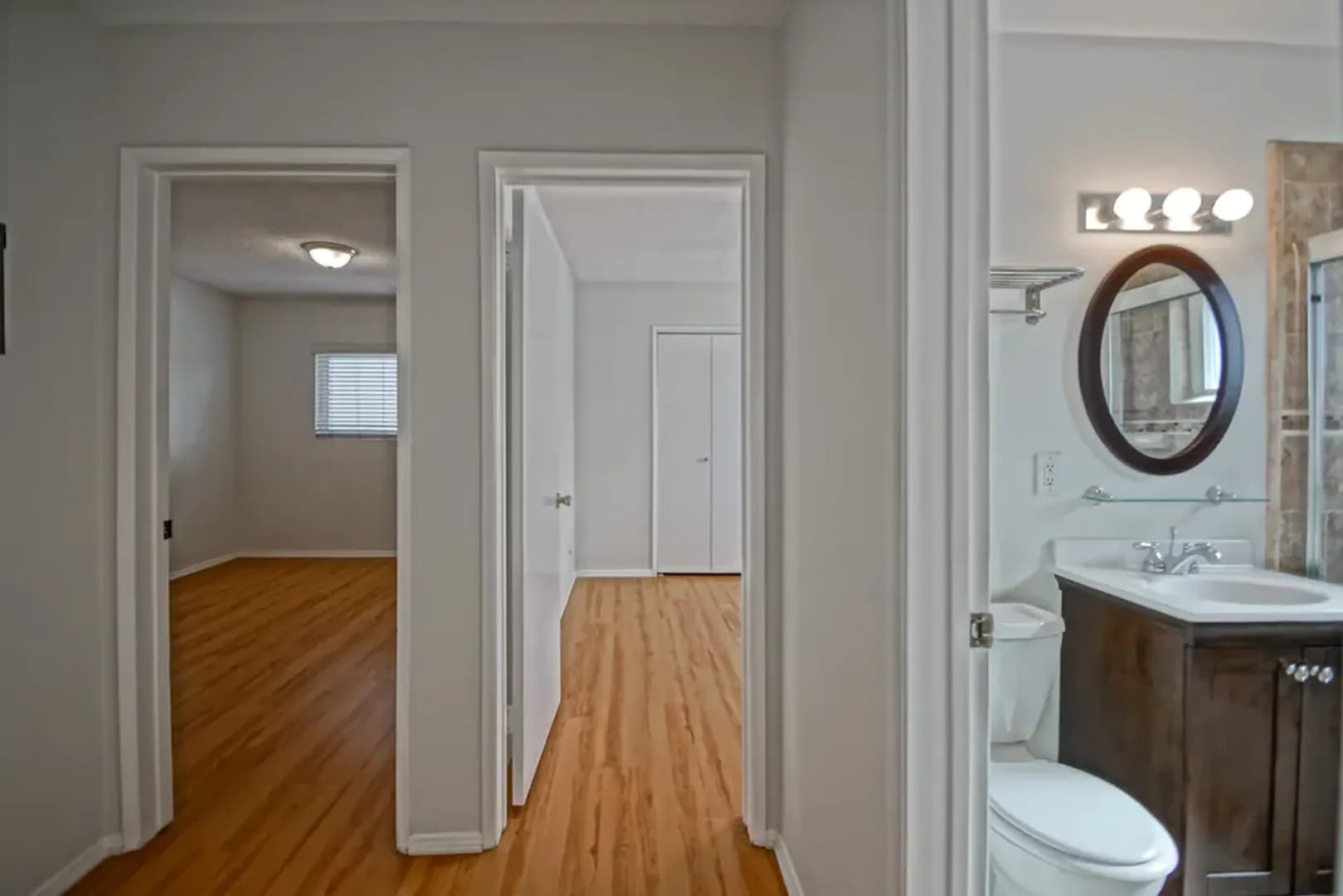 Redondo Beach Apartment: 1815 Clark Lane
