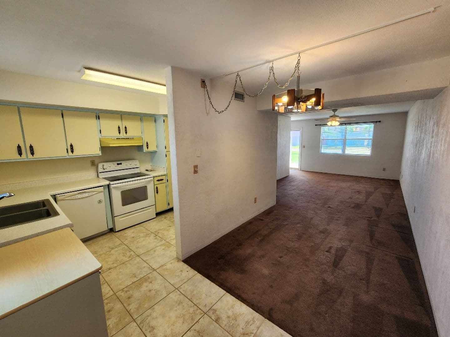 Daytona Beach Shores Condo: 3423 S Peninsula Dr