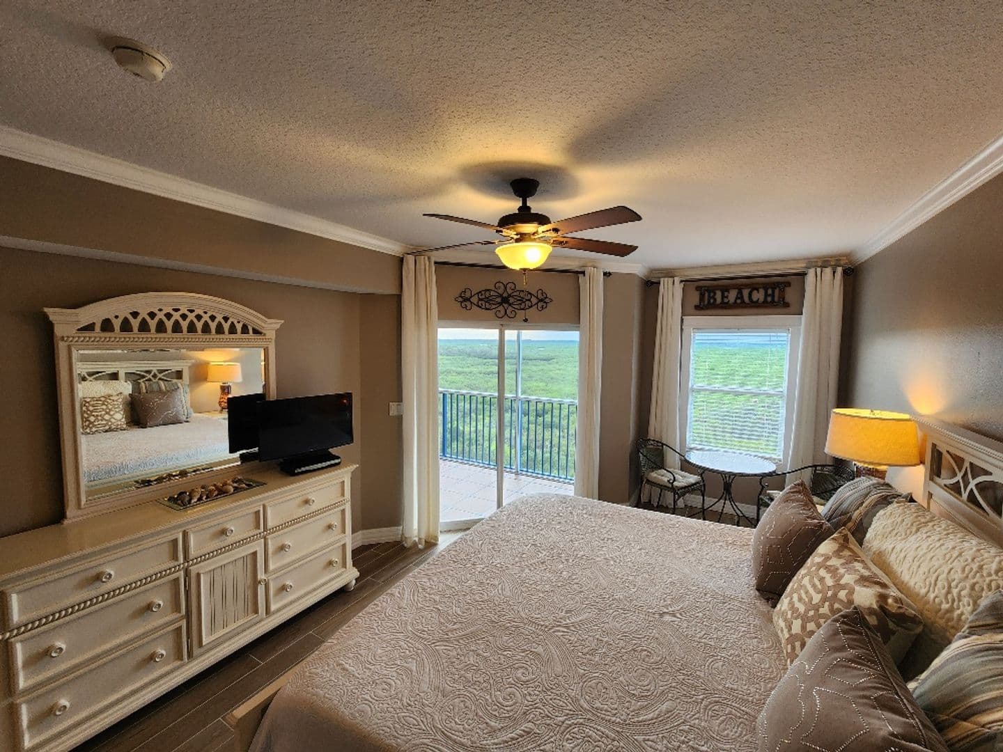 New Smyrna Beach Condo: 5300 S. AtlanticAve.
