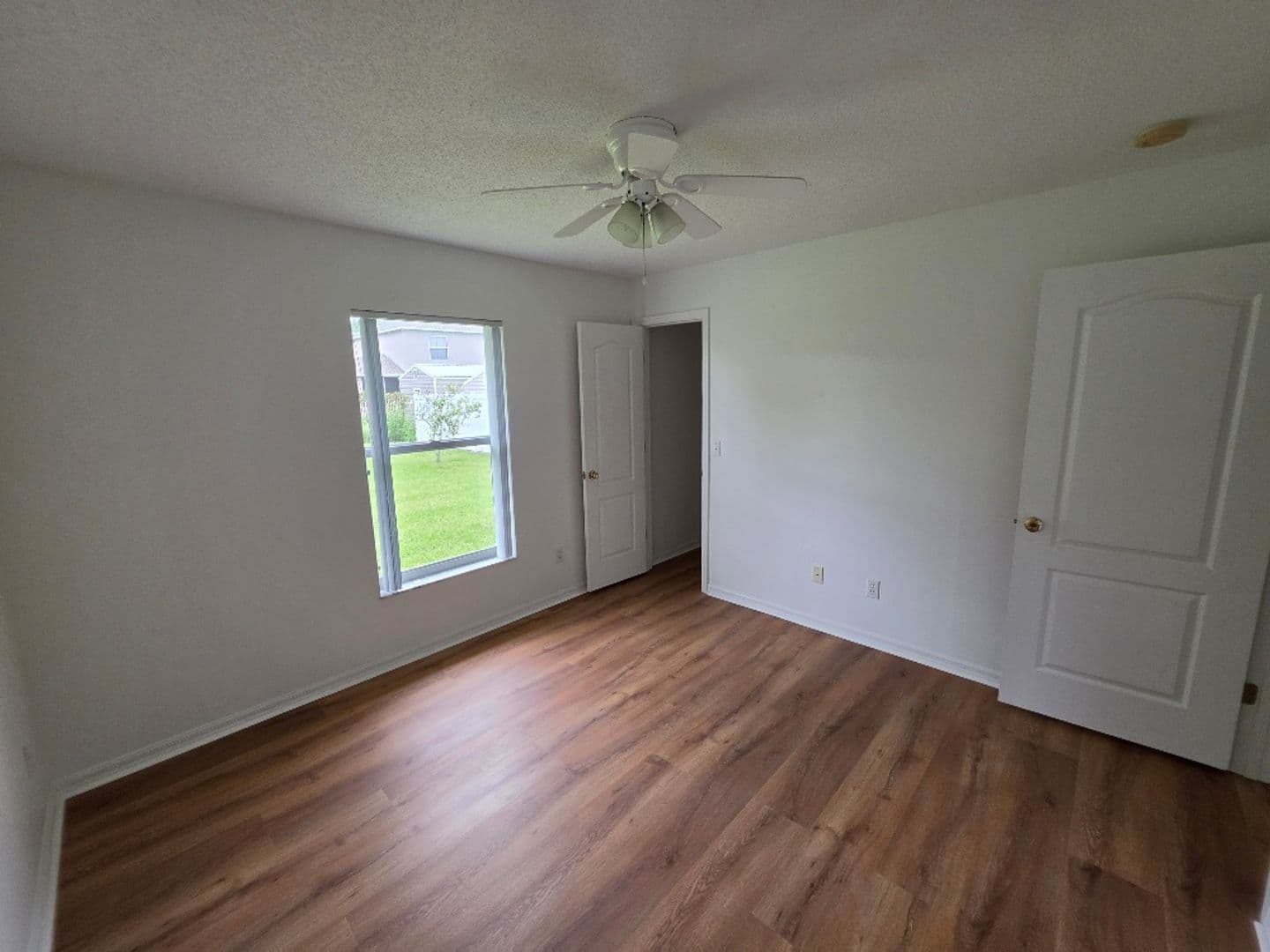 Edgewater House: 1426 Queen Palm Drive