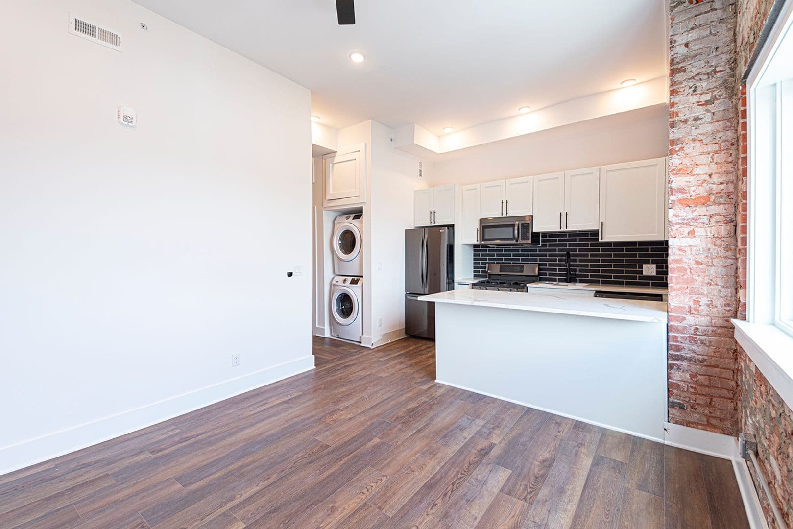 Philadelphia Apartment: 1211 Bainbridge St