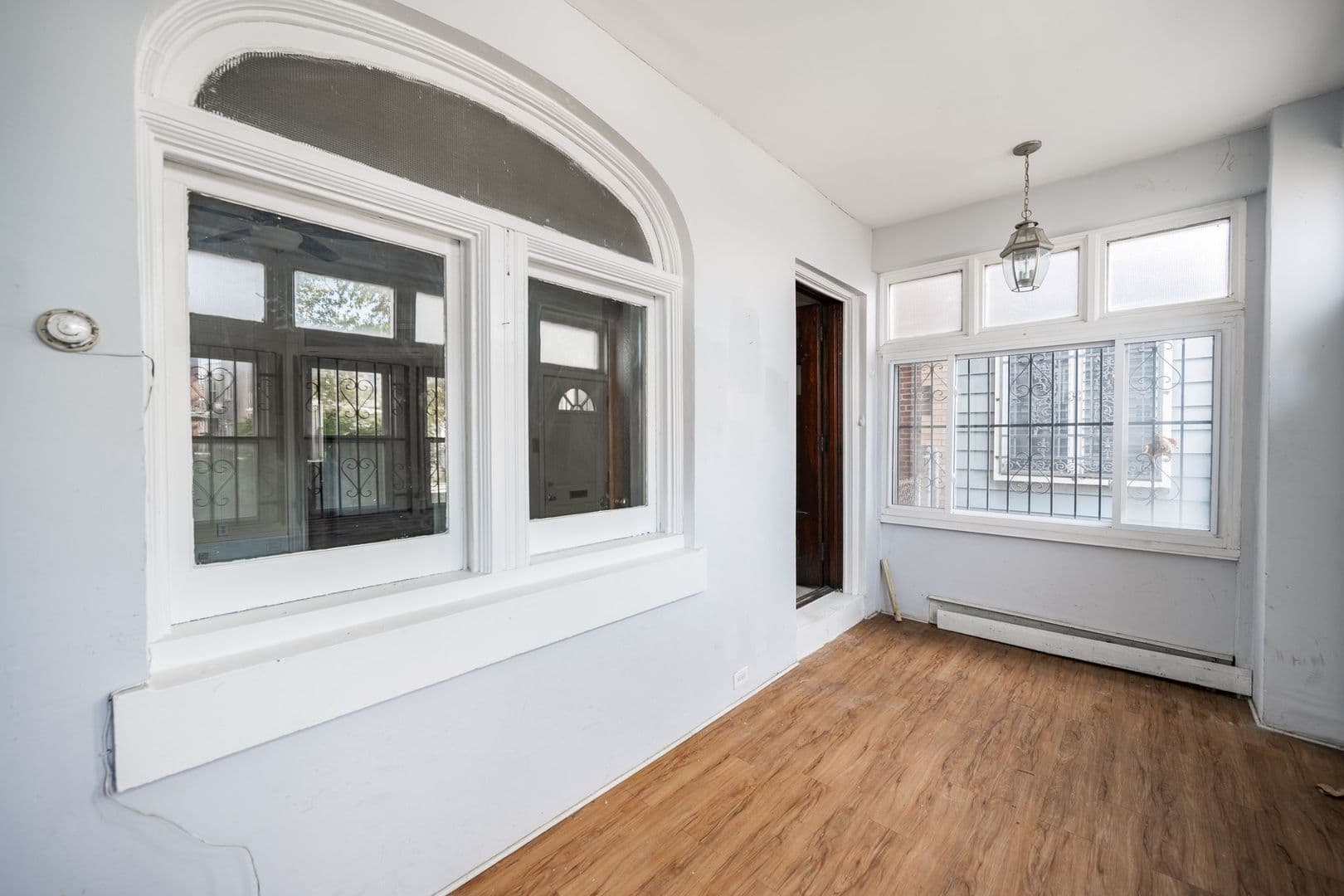 Philadelphia House: 5002 Chestnut St