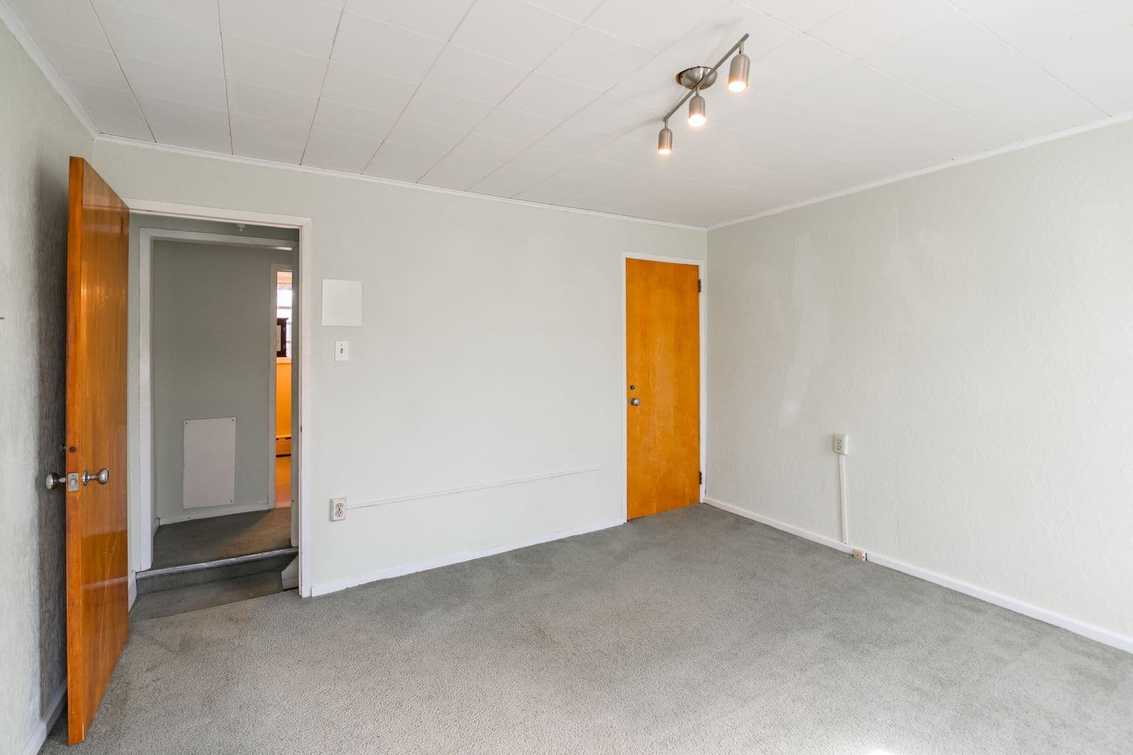 Philadelphia House: 2231 S Clarion St.