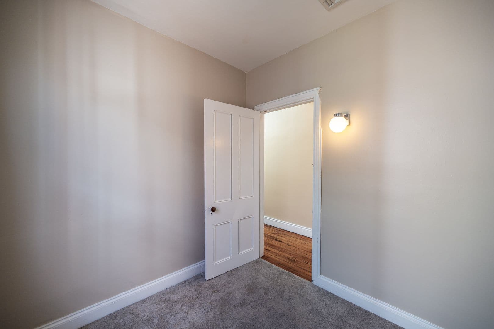 Philadelphia House: 206 S 43rd St