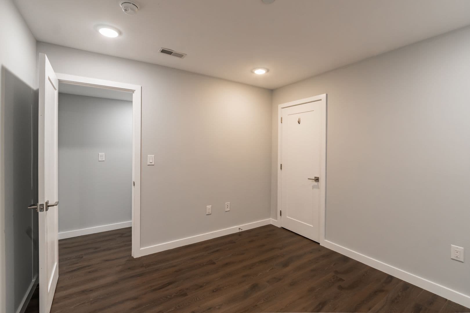 Philadelphia Apartment: 751 N 20th Street