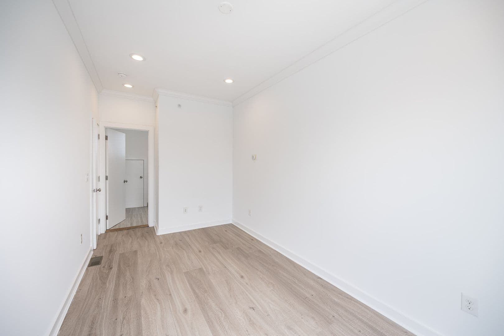 Philadelphia House: 2137 Cross St
