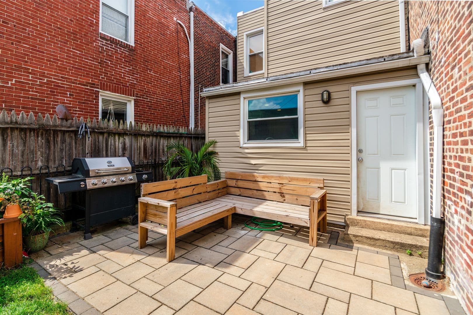 Philadelphia House: 2627 E Thompson Street