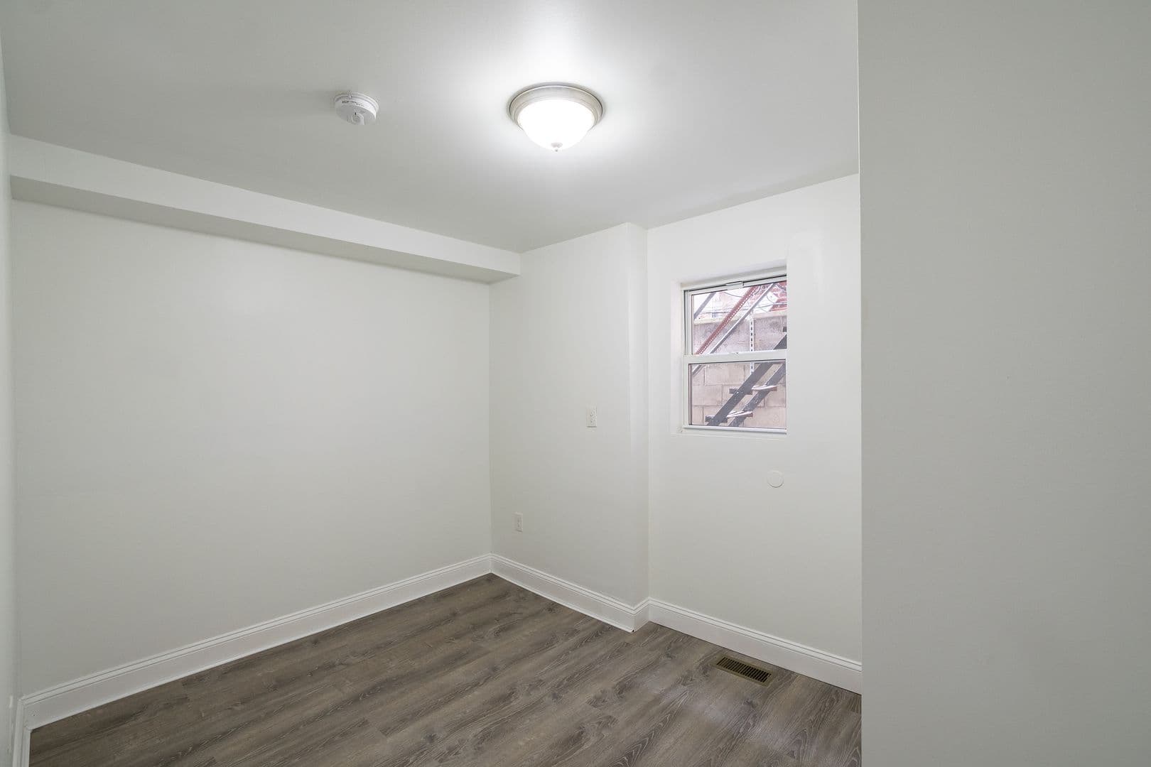 Philadelphia Apartment: 1726 Pine Street