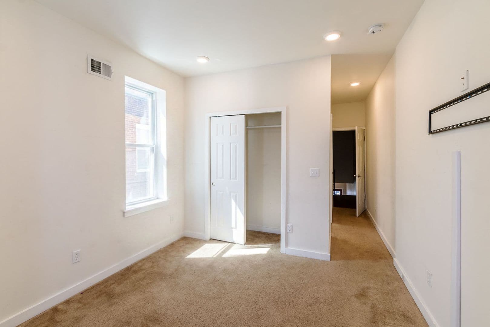 Philadelphia House: 1829 N 27th St