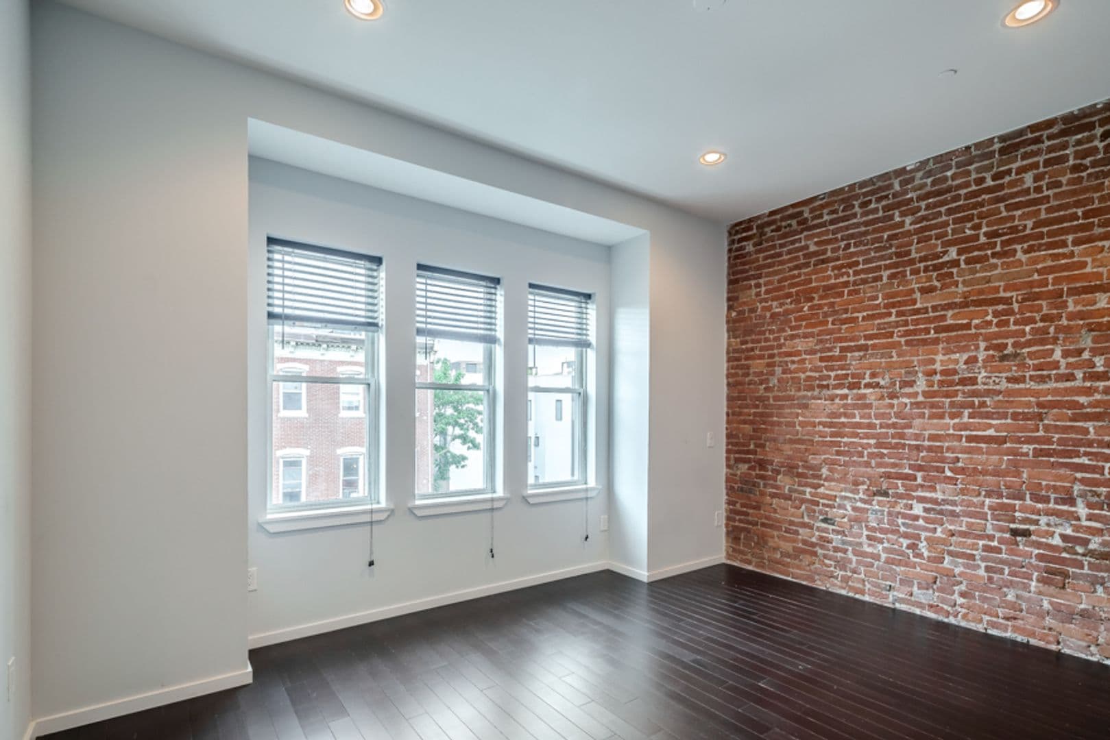 Philadelphia Apartment: 927 N 2nd Street