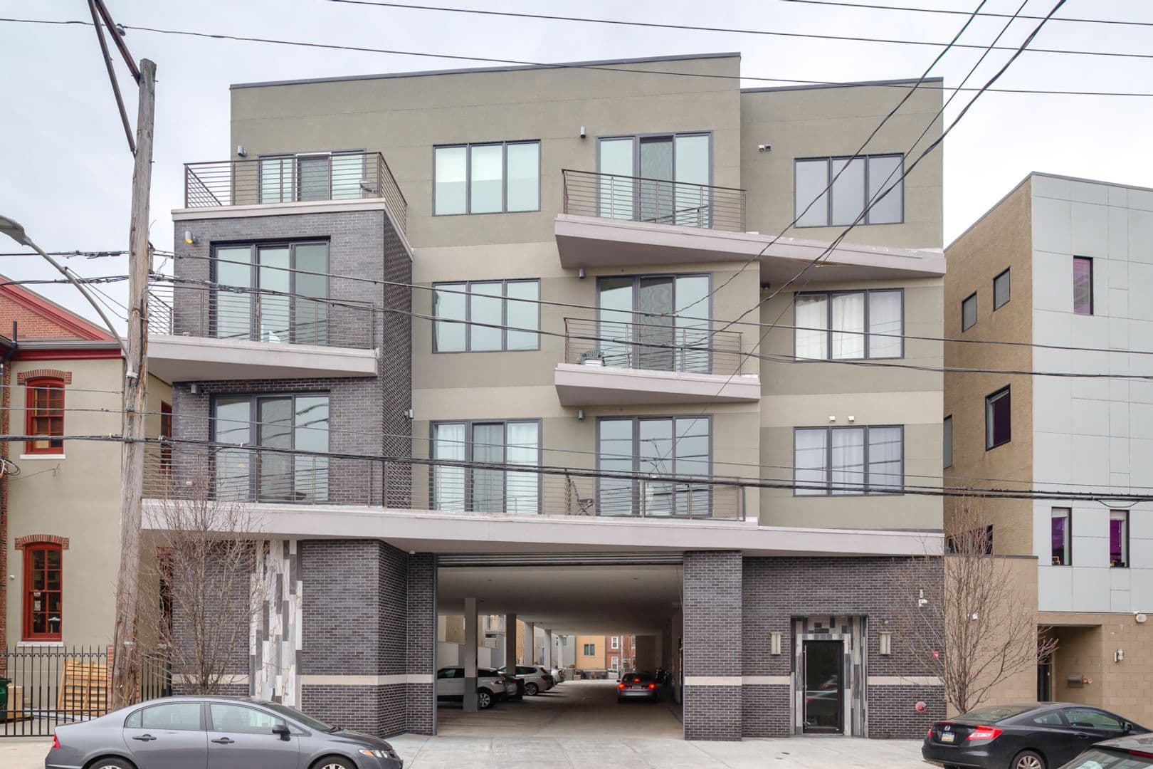 Philadelphia Apartment: 820 N 3rd St.