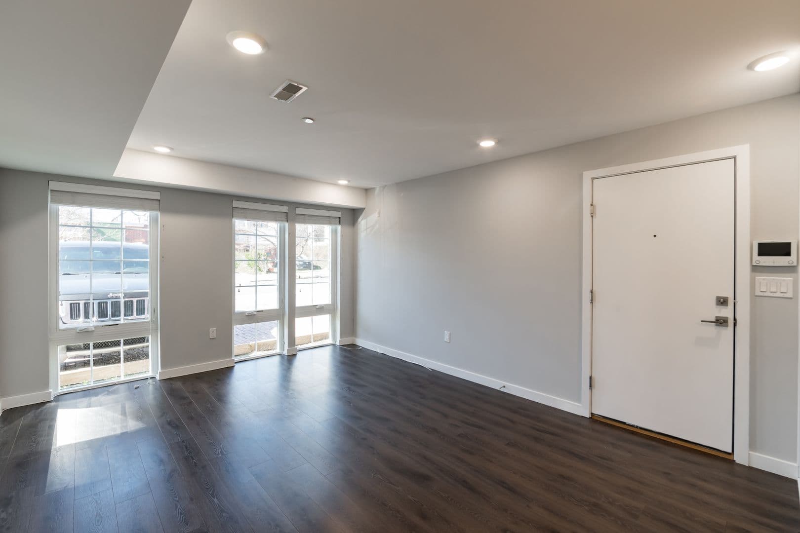 Philadelphia Apartment: 751 N 20th Street