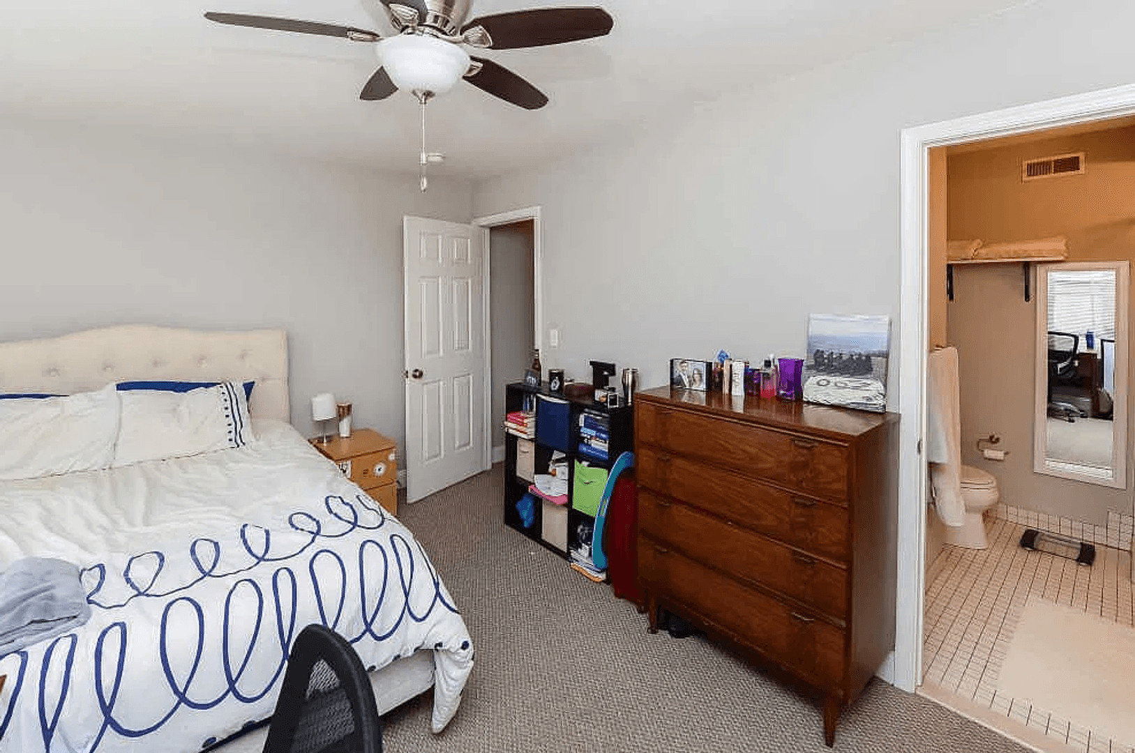 Philadelphia House: 406 Leverington Avenue, Unit D