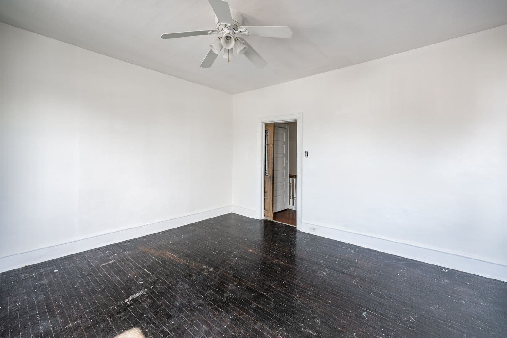 Philadelphia House: 5002 Chestnut St