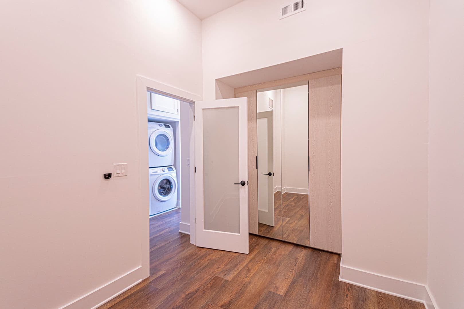 Philadelphia Apartment: 1211 Bainbridge St