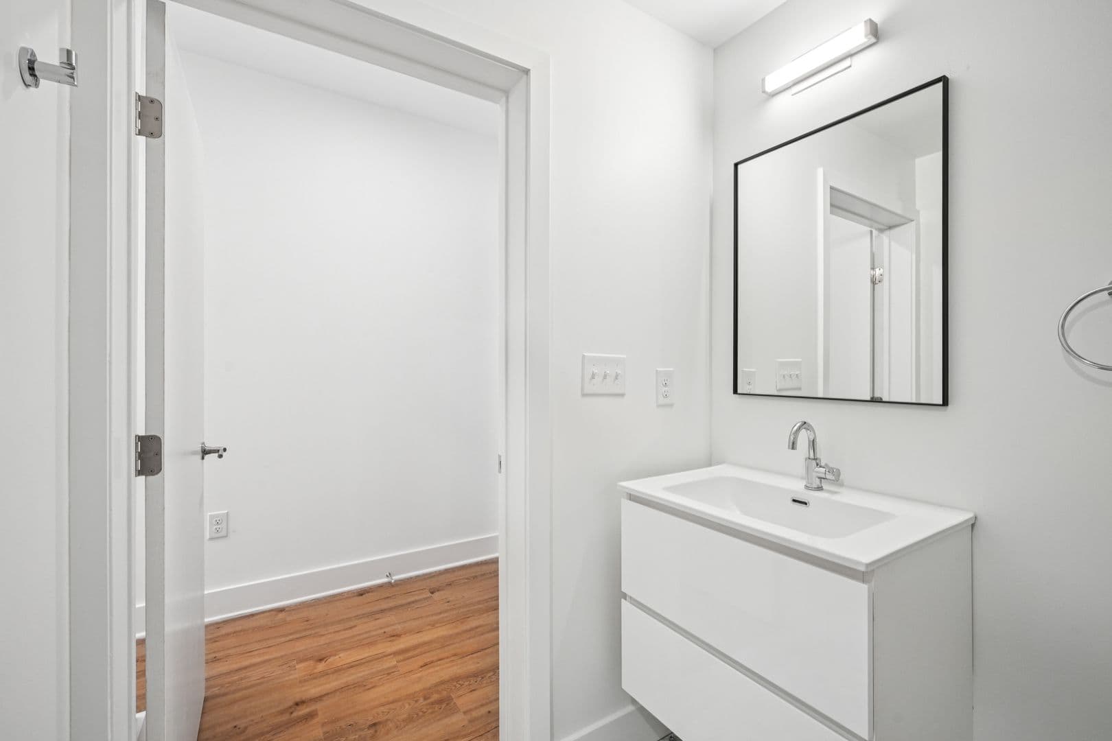 Philadelphia Apartment: 2101 Washington Avenue