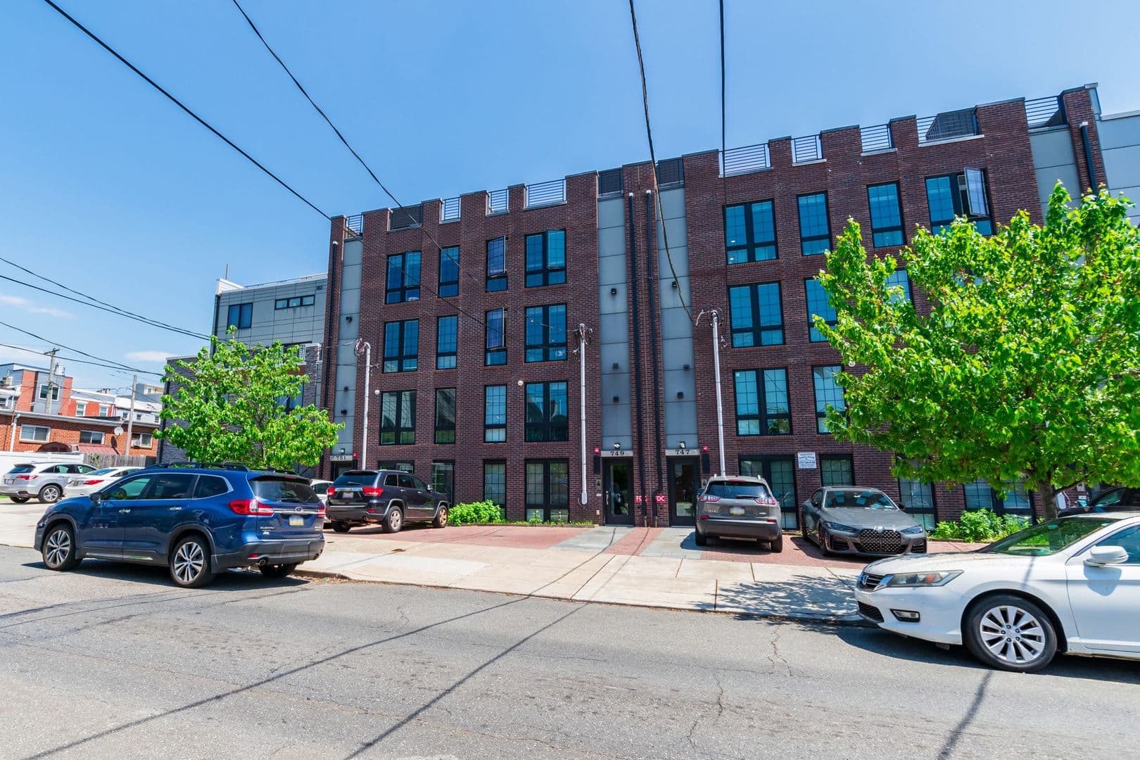 Philadelphia Apartment: 751 N 20th Street