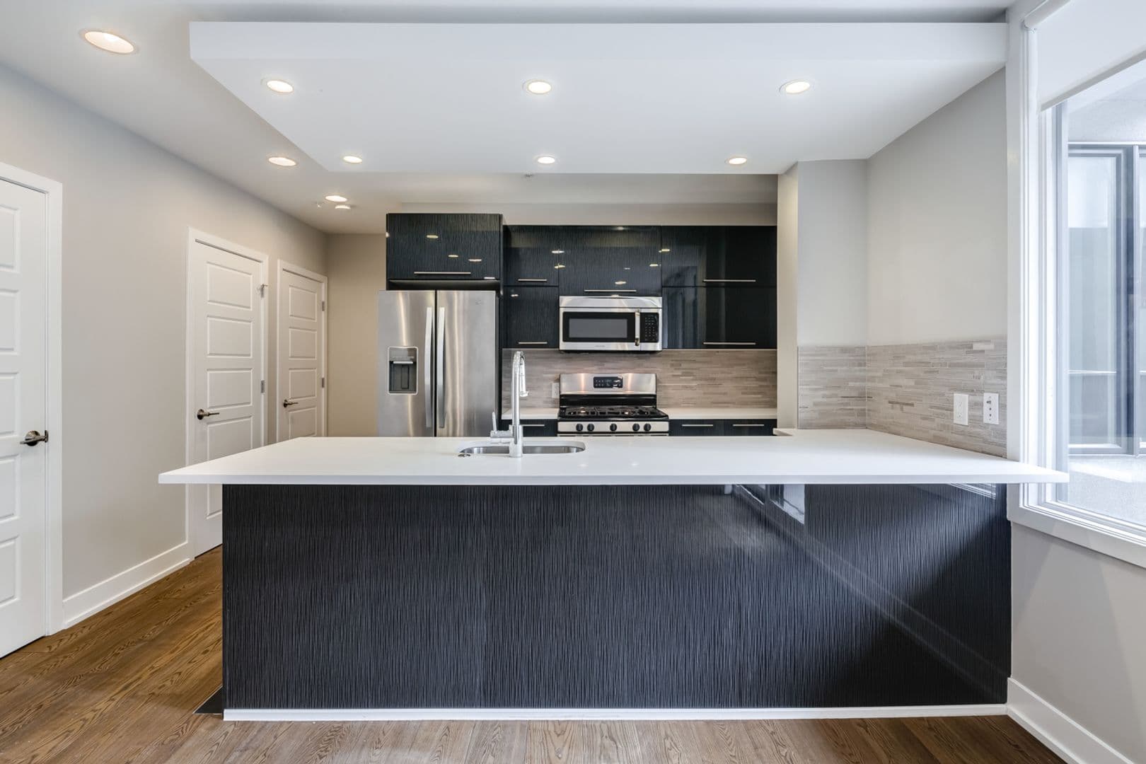 Philadelphia Apartment: 820 N 3rd St.