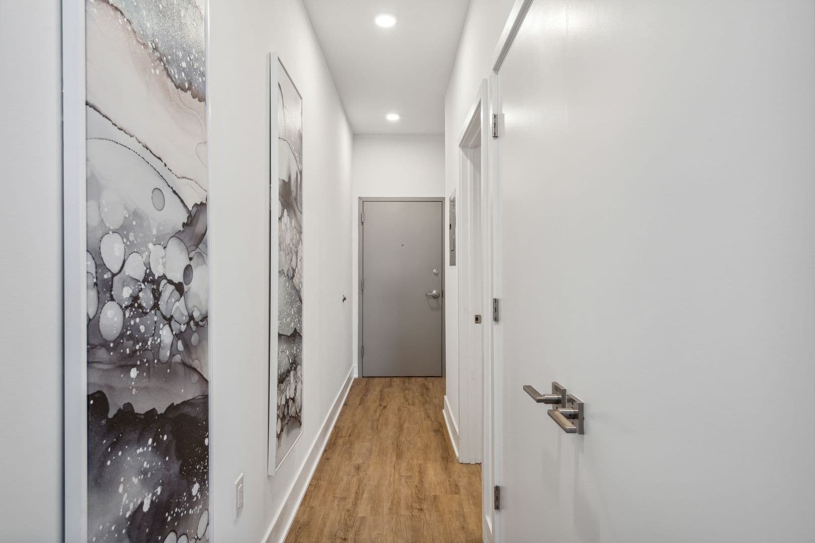 Philadelphia Apartment: 1201 W Girard Avenue