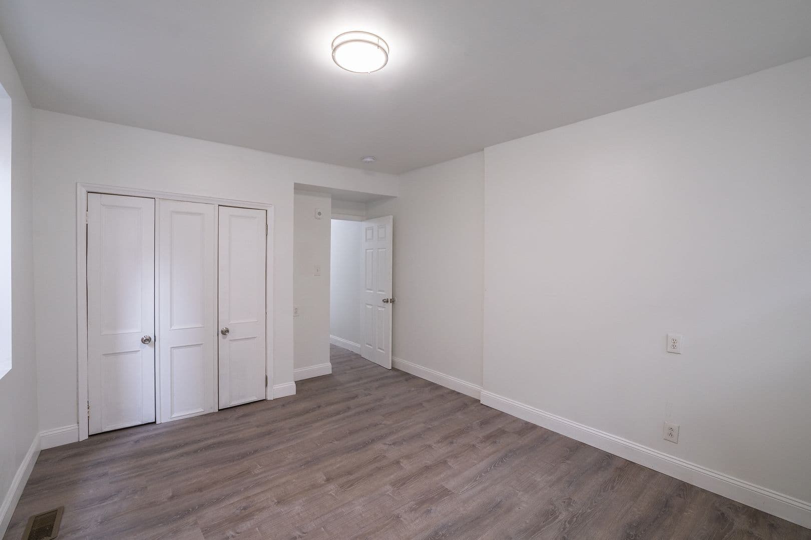 Philadelphia Apartment: 1726 Pine Street