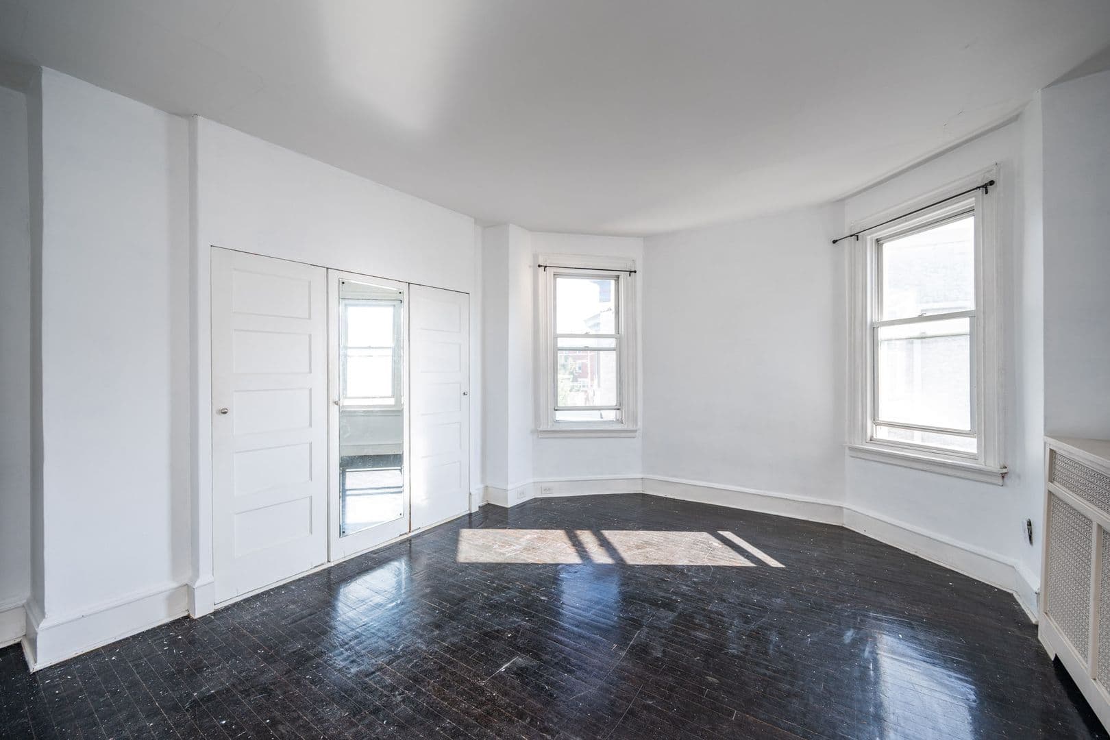 Philadelphia House: 5002 Chestnut St