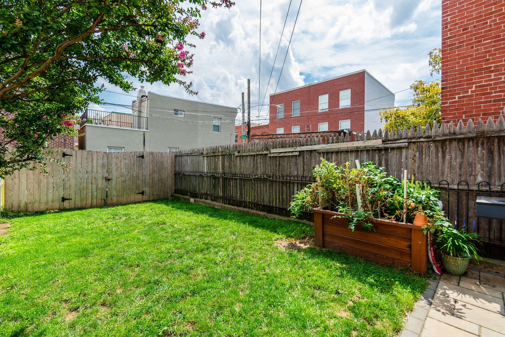 Philadelphia House: 2627 E Thompson Street