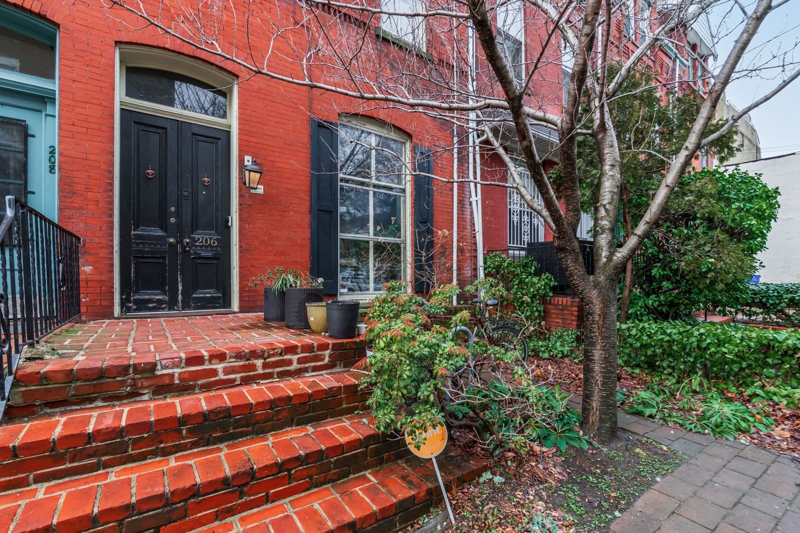 Philadelphia House: 206 S 43rd St