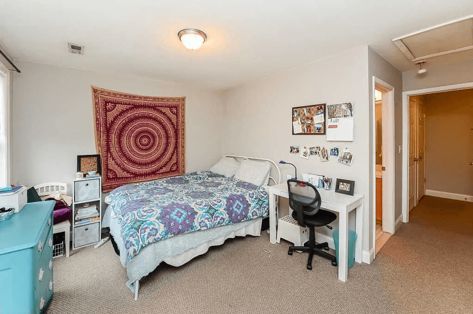Philadelphia House: 406 Leverington Avenue, Unit D