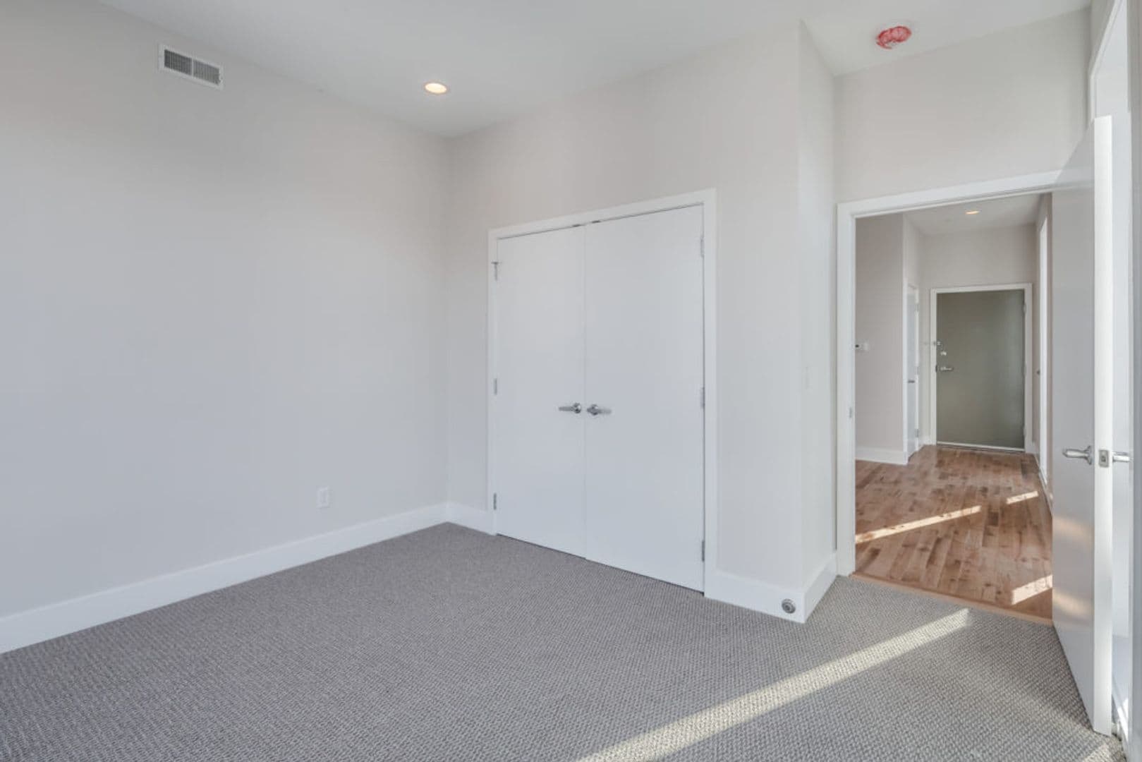 Philadelphia Apartment: 514 South Street