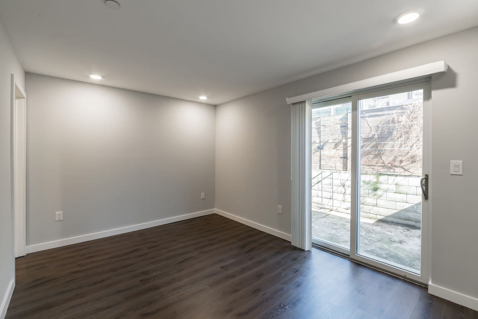 Philadelphia Apartment: 751 N 20th Street