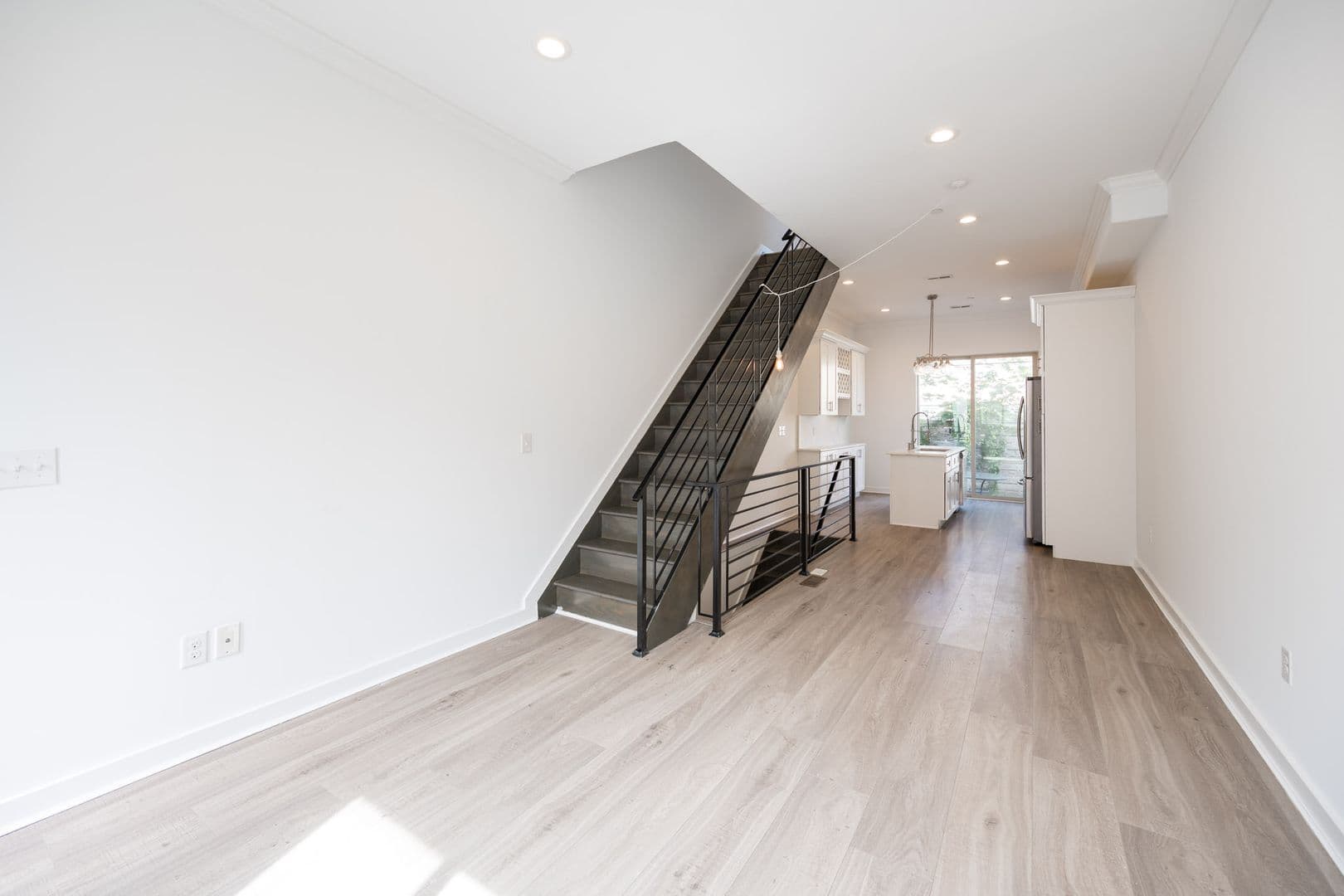 Philadelphia House: 2137 Cross St