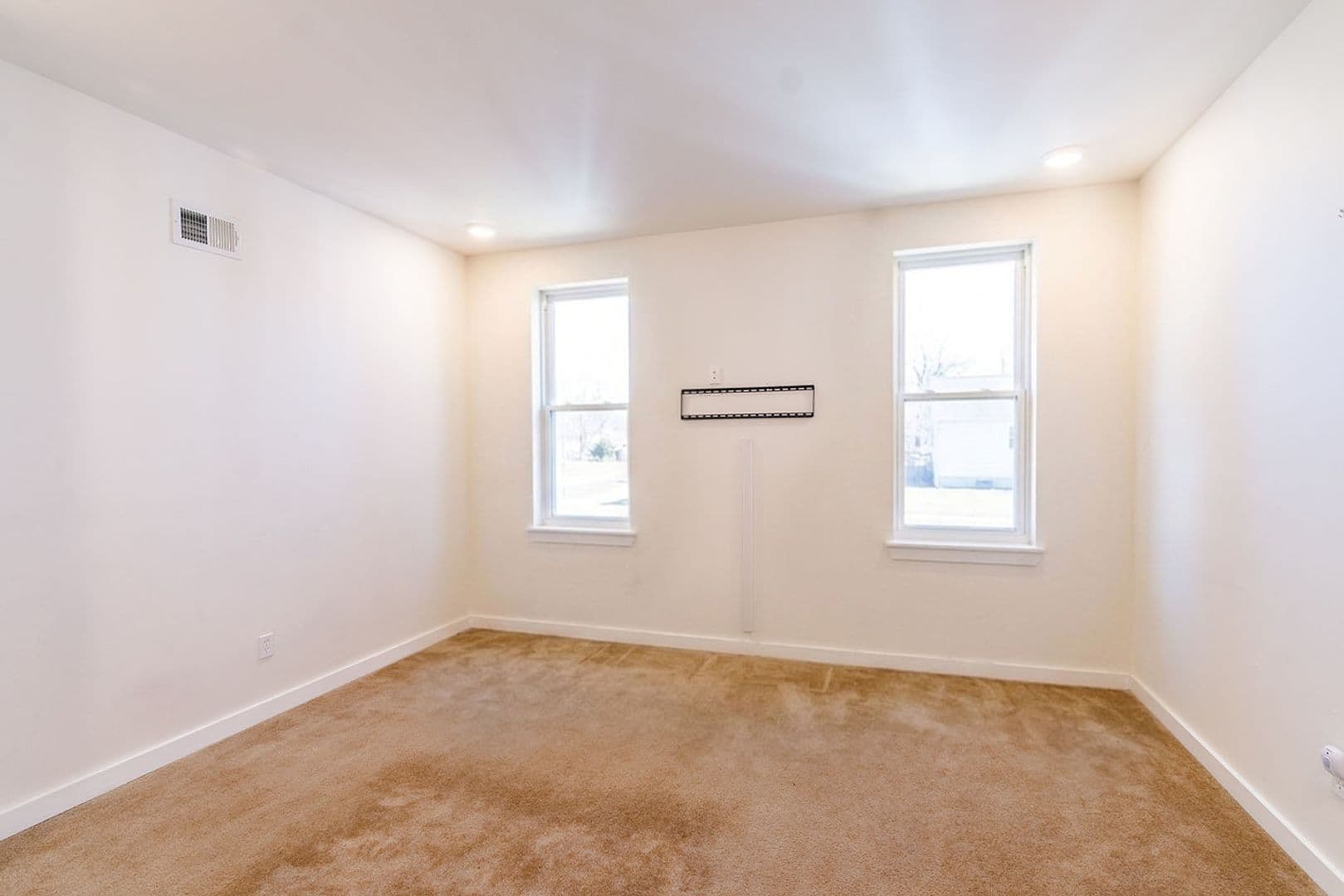Philadelphia House: 1829 N 27th St