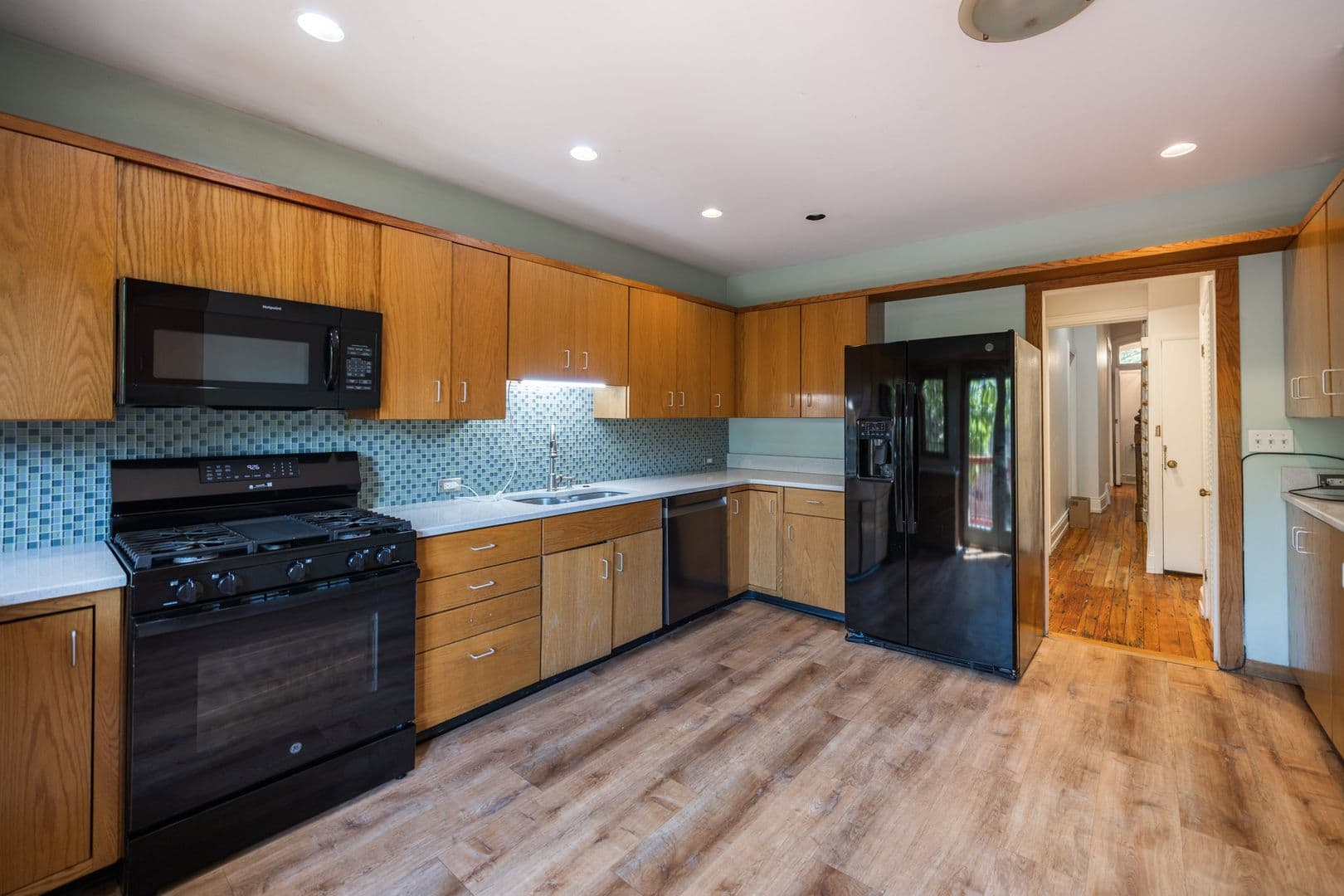 Philadelphia House: 206 S 43rd St