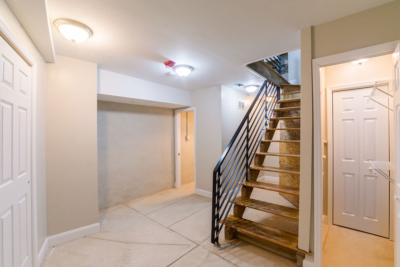 Philadelphia Apartment: 1126 E Passyunk Ave