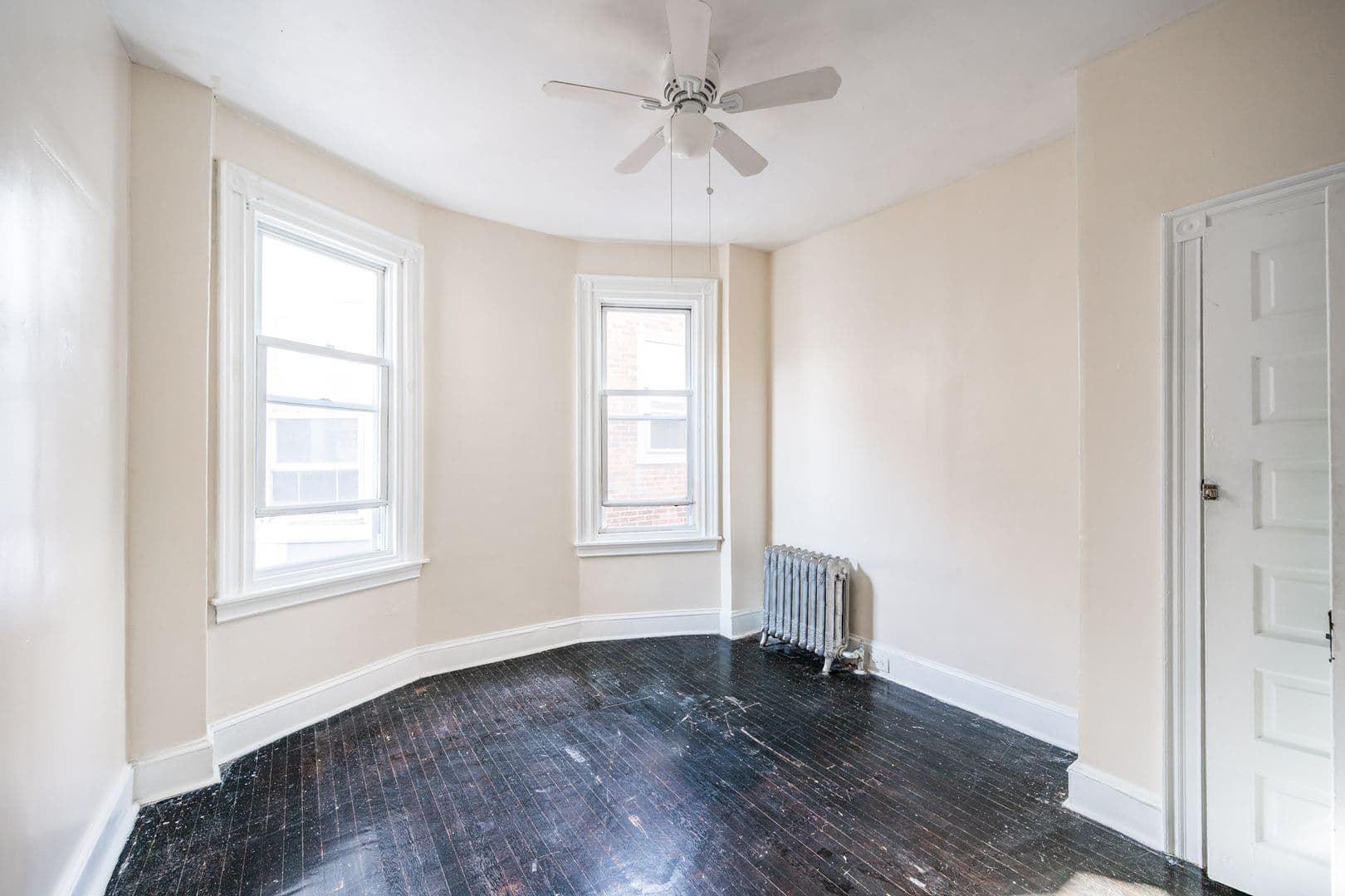 Philadelphia House: 5002 Chestnut St