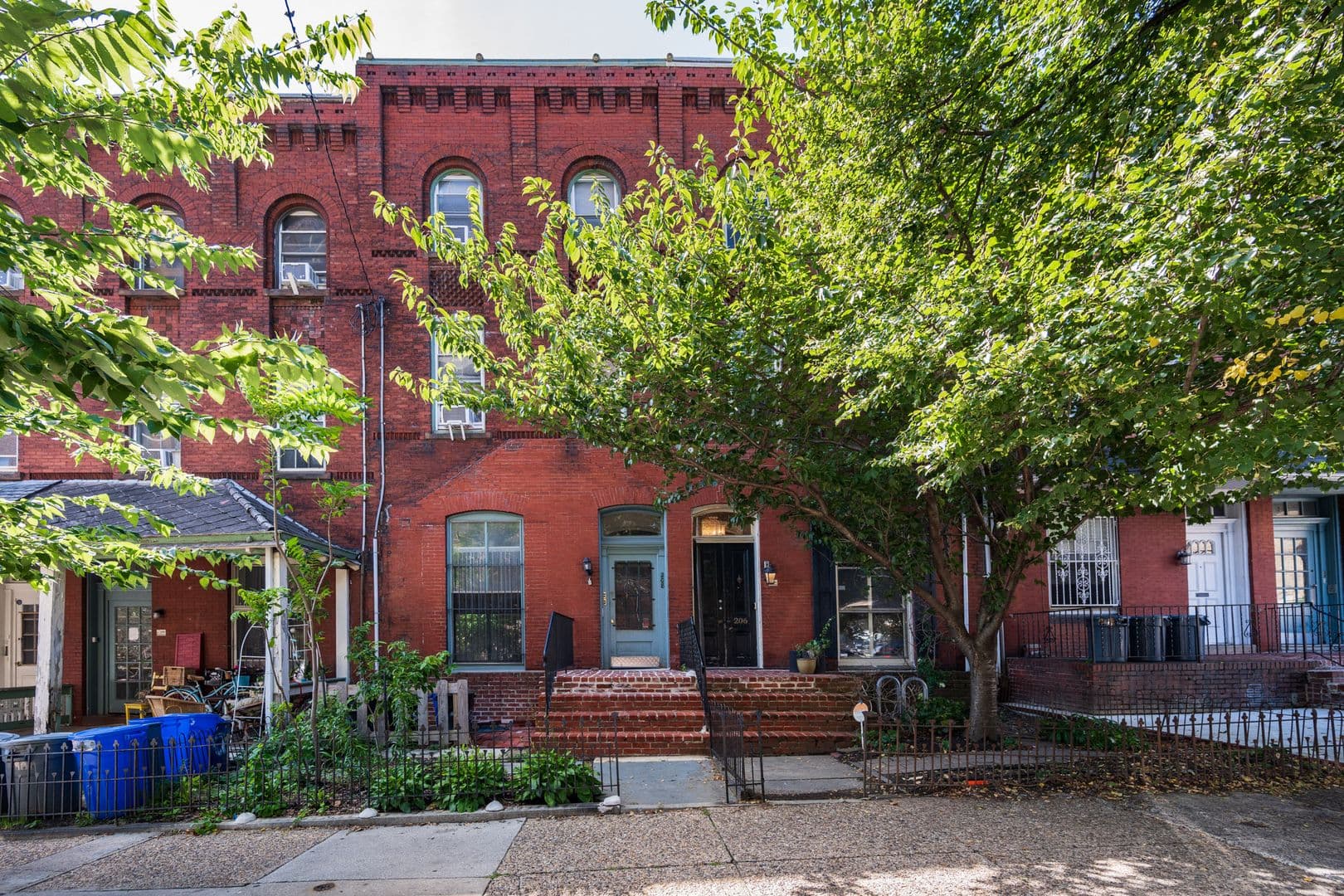 Philadelphia House: 206 S 43rd St