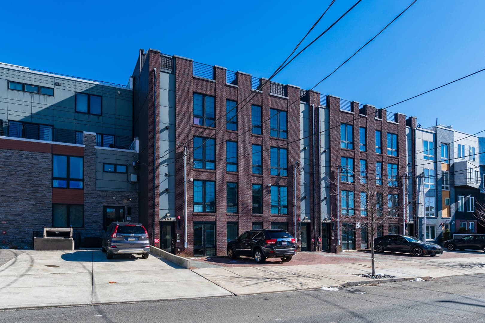 Philadelphia Apartment: 751 N 20th Street