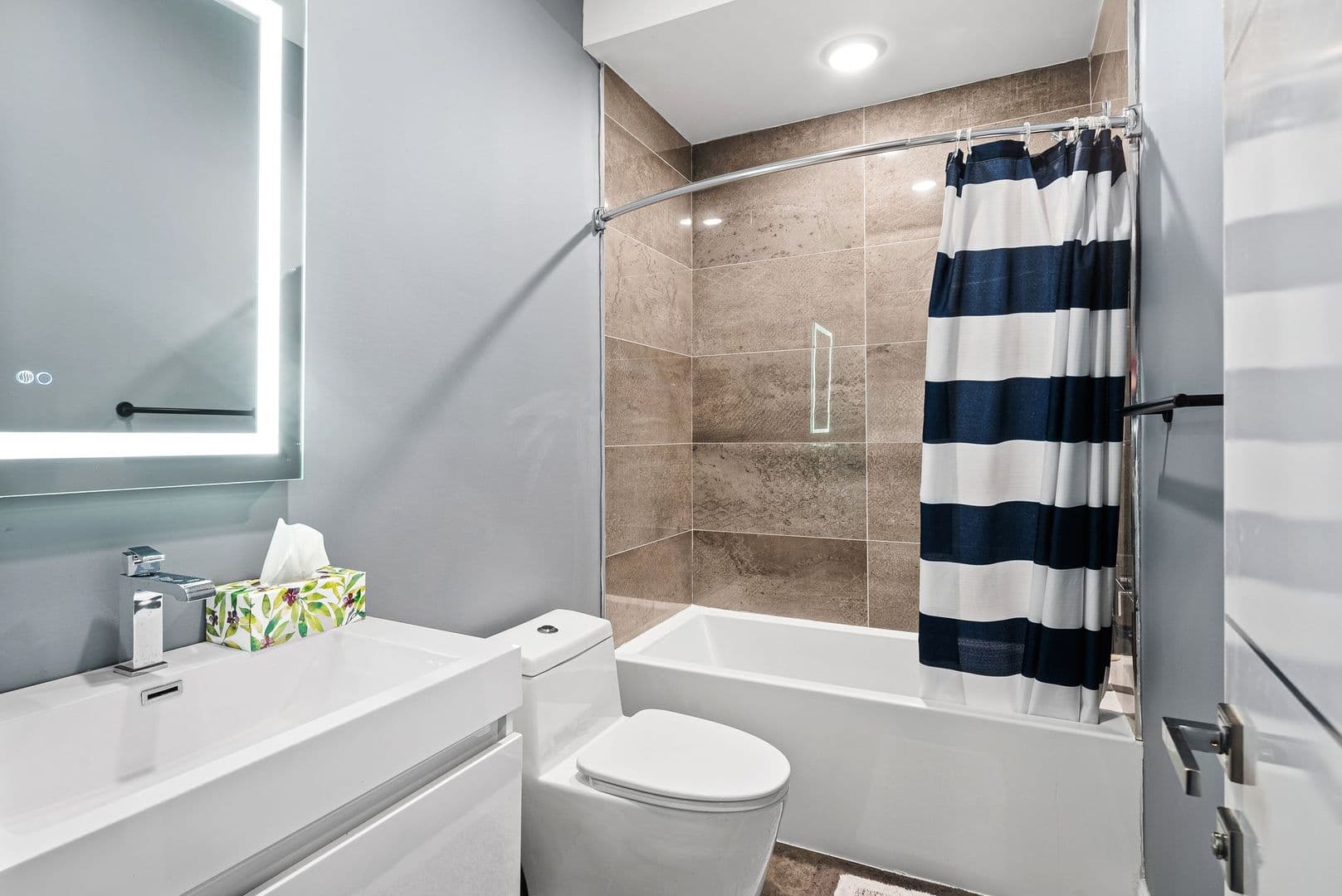 Philadelphia Condo: 1516 Cambridge Street
