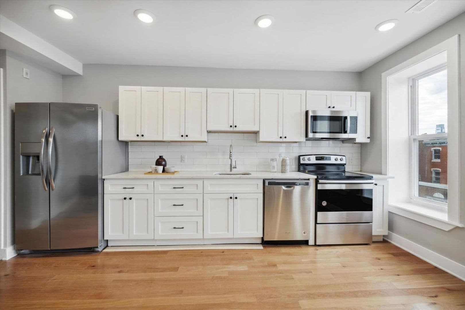 Philadelphia Apartment: 2827 W Girard Avenue