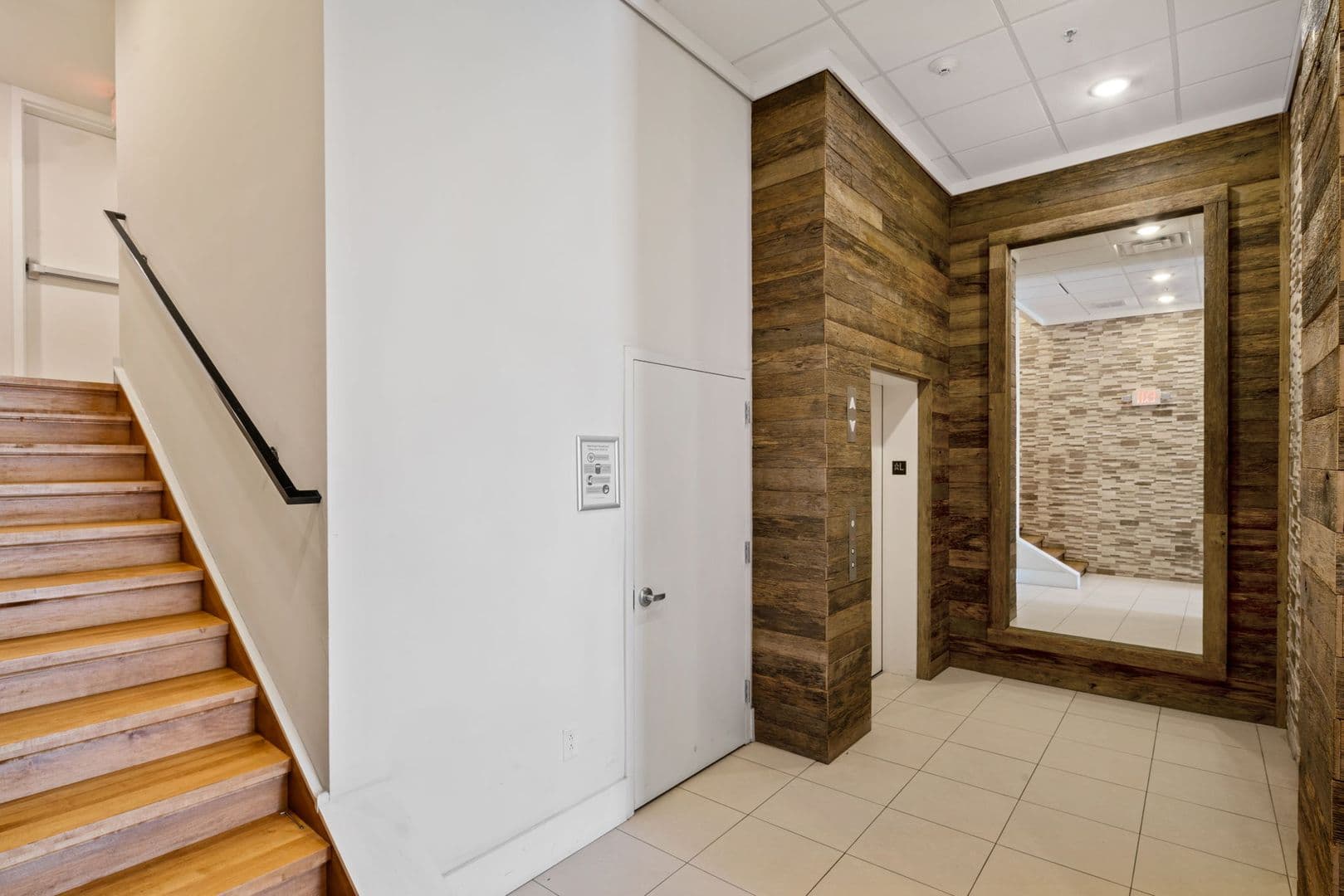 Philadelphia Apartment: 1430 South Street