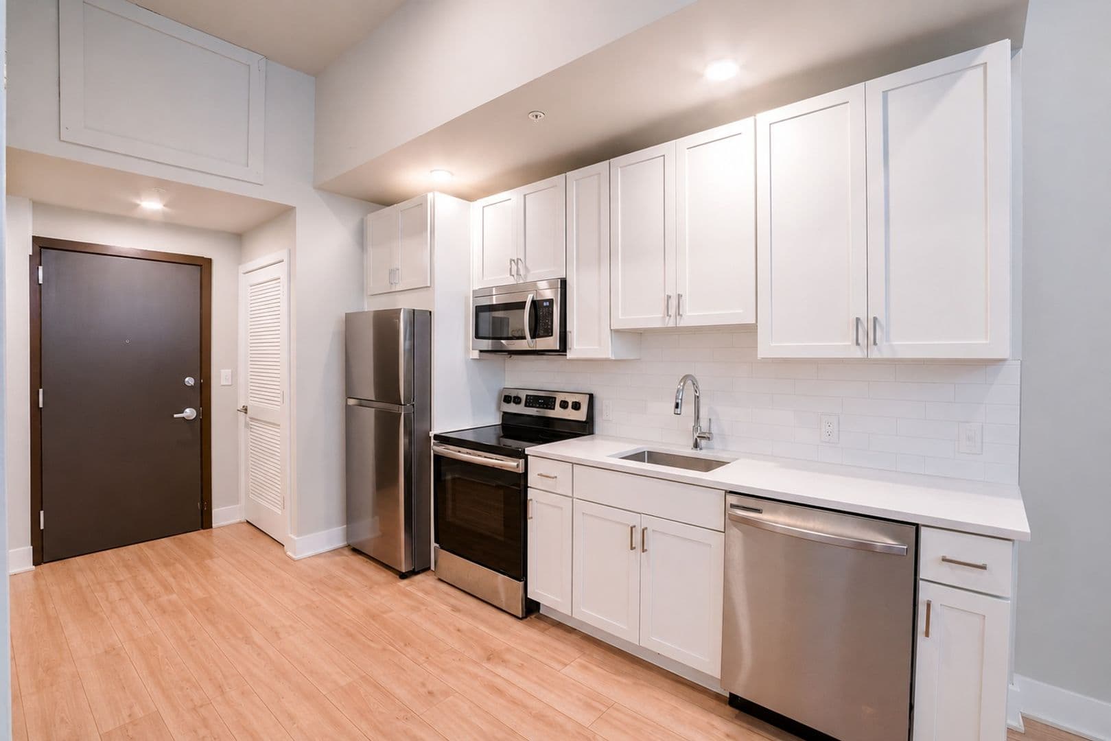 Philadelphia Apartment: 1300 S 19th Street
